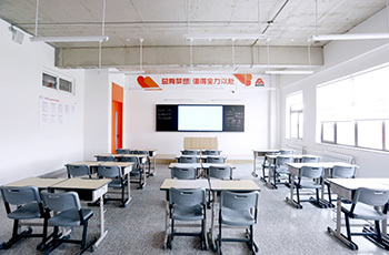 文(wén)化(huà)課教室1 文(wén)化(huà)課教室1
