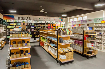 校(xiào)園超市(shì)1 校(xiào)園超市(shì)1